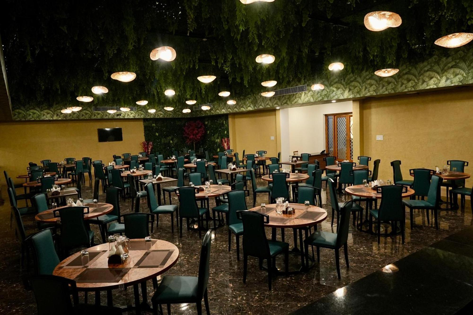 קראיקל Le Royale Palace מראה חיצוני תמונה